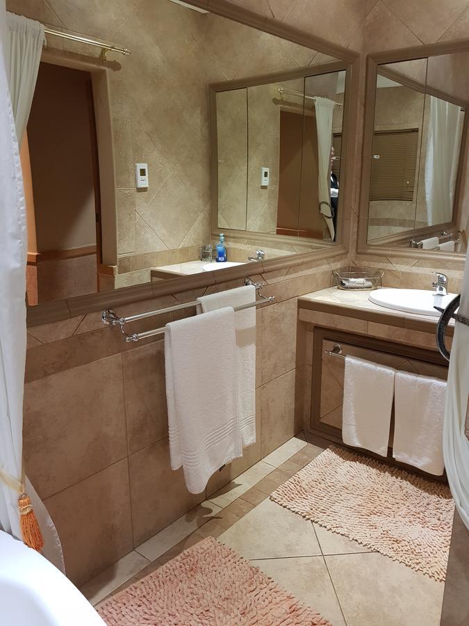 Bubez Guesthouse Барбертон Экстерьер фото